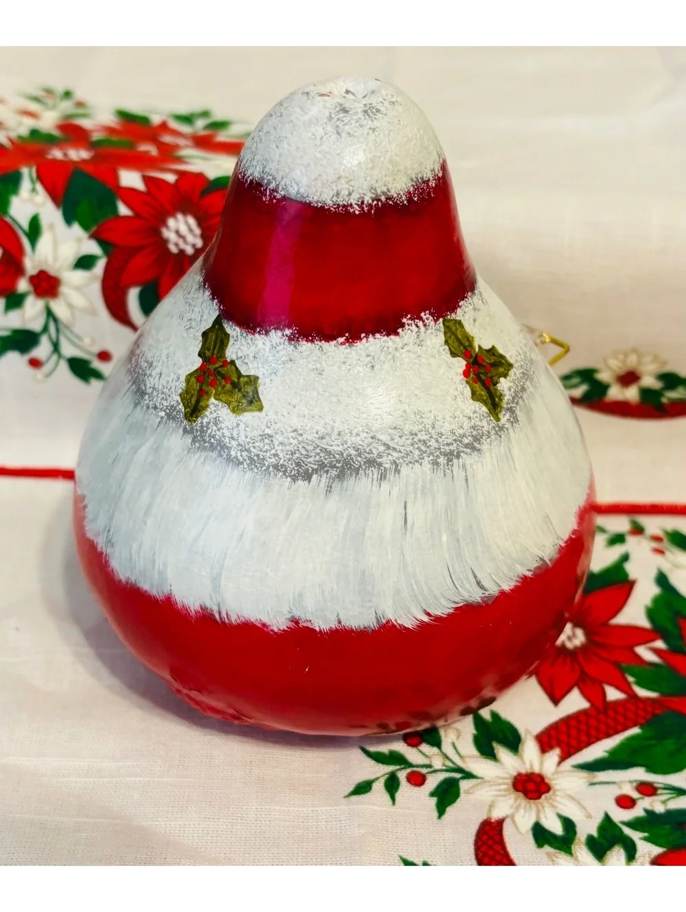 Unique Festive Folk Art Hand Painted Christmas Santa Gourd 5” Tall 5” Dianeter